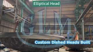 Penggilingan tepi lurus pendek pada tutup ujung elips sedang berlangsung!